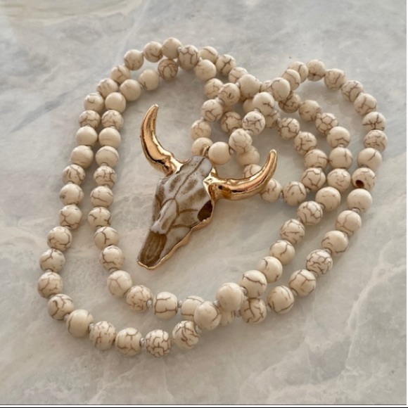 Estrella & Luna Jewelry - Long Boho Howlite Bull Necklace